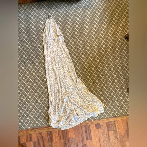 Victoria's Secret Cream and Tan Backless Dress, Size Small - Picture 3 of 4